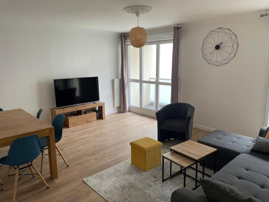 Appart Spacieux Pres De La Seine Sartrouville Exteriör bild